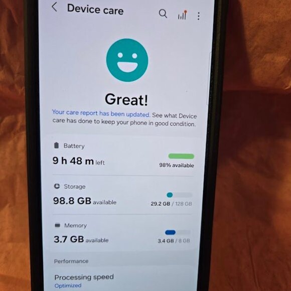 Like New Samsung Galaxy S22 Phone in original box & NIB glass protector 128GB - Picture 4 of 12